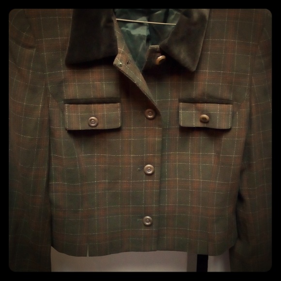 Jacket - Picture 1 of 2